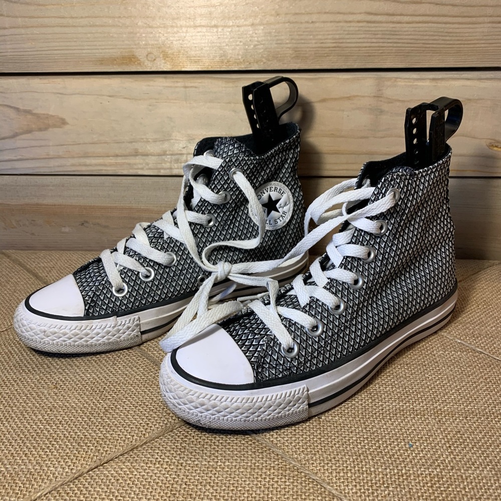 Converse Chuck Taylor All Star Hi Snake Woven 555853F Black White Women’s Size 5